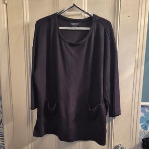 NWOT Jones & Co. Crew Neck Sweatshirt